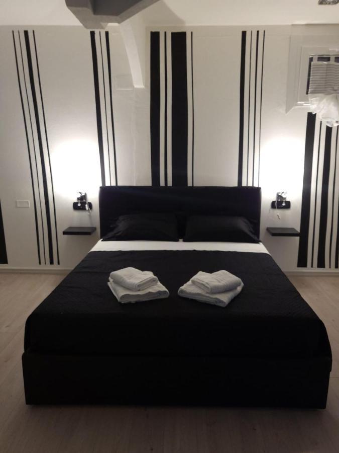 Come Per Incanto Rooms Bosa Buitenkant foto